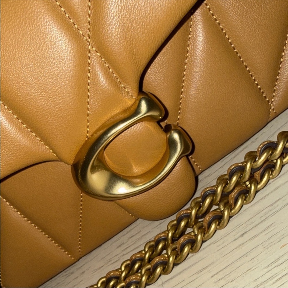 Coach Tabby Shoulder Bag 20 - Picture 7 of 7
